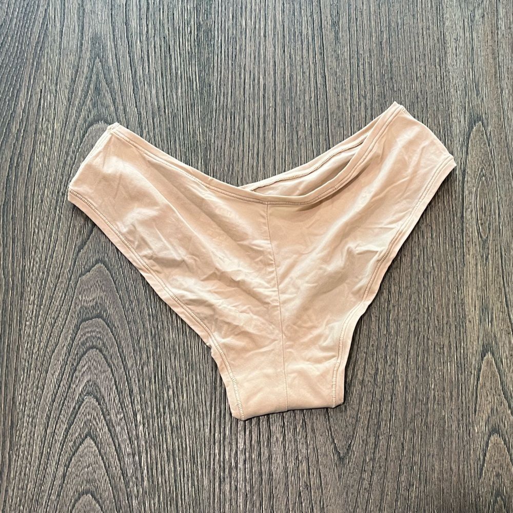 NWOT Skims Fits Everybody Hipster Clay Size XXS